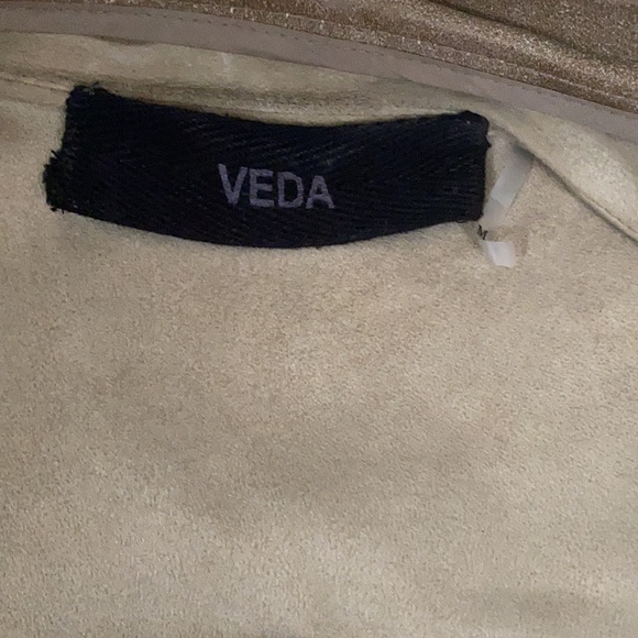 Veda Leather Vest size M - Picture 9 of 9